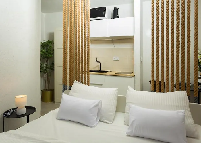 Apartment&studios Happy Place Hvar Town