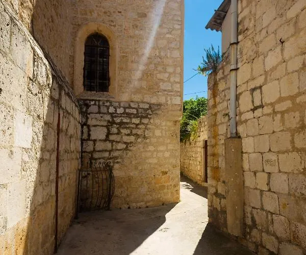 Apartment&studios Happy Place * Hvar Town