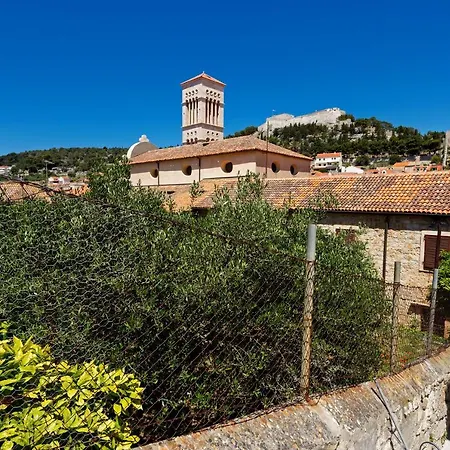 Apartamento And Happy Place Hvar Town