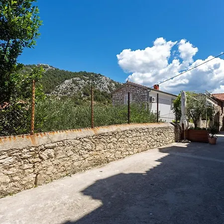 And Happy Place Apartamento