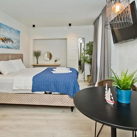 And Happy Place Apartament *