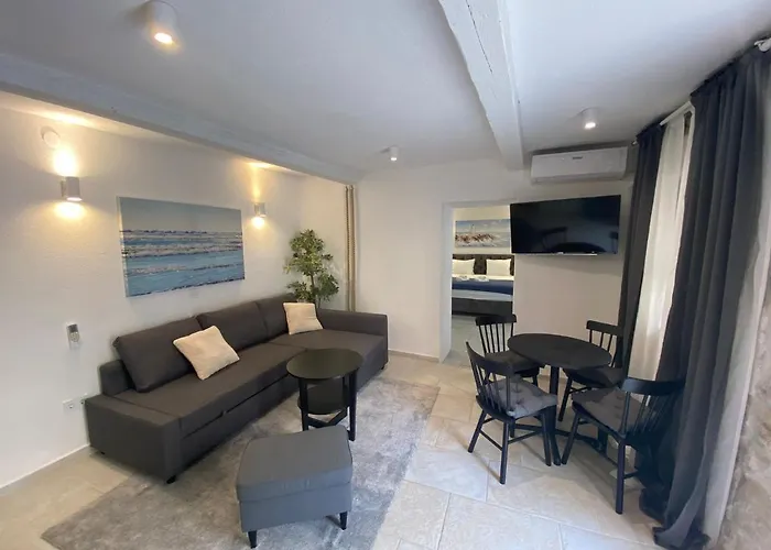 And Happy Place Apartament