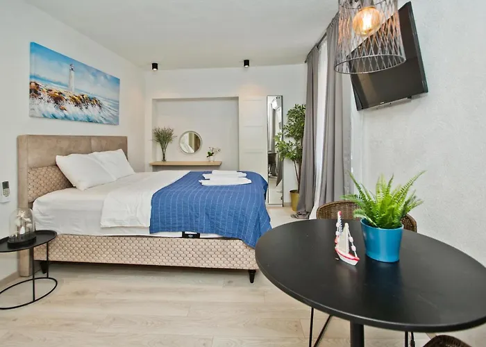 And Happy Place Apartament *