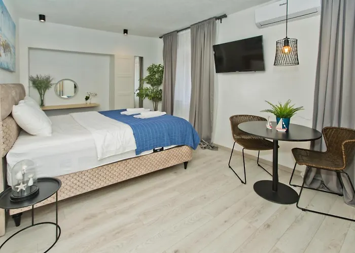 Apartament And Happy Place Hvar Town